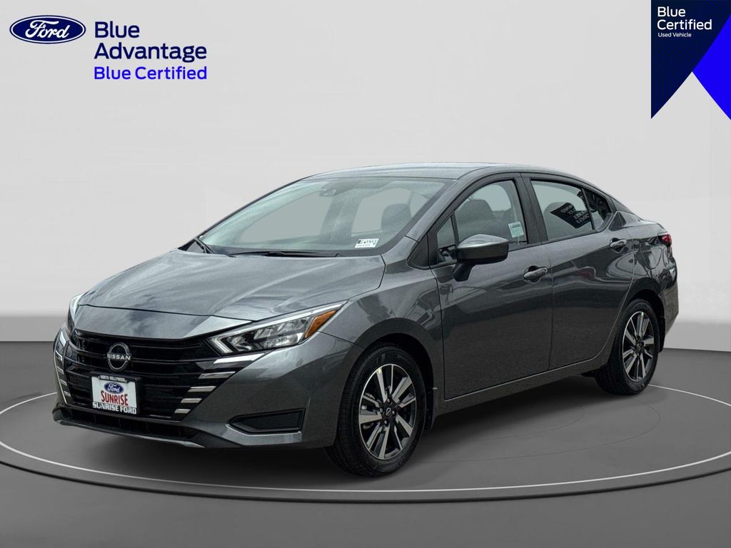2025 Nissan Versa 1.6 SV CVT's photo