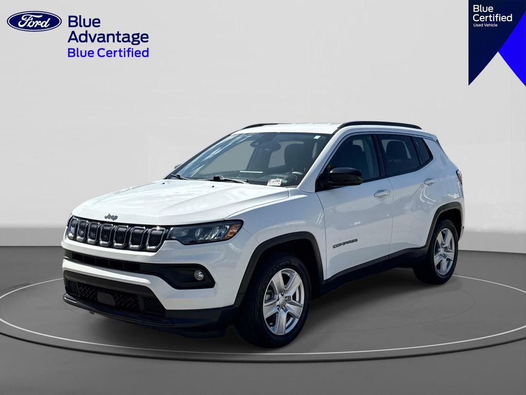 2022 Jeep Compass Latitude's photo