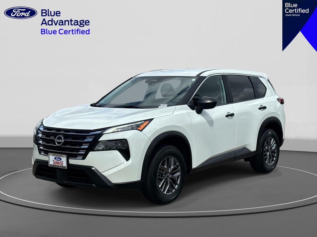 2024 Nissan Rogue S AWD's photo