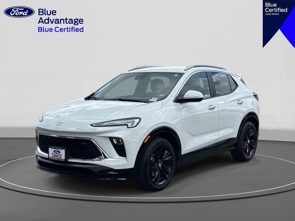 2024 Buick Encore GX Sport Touring's photo