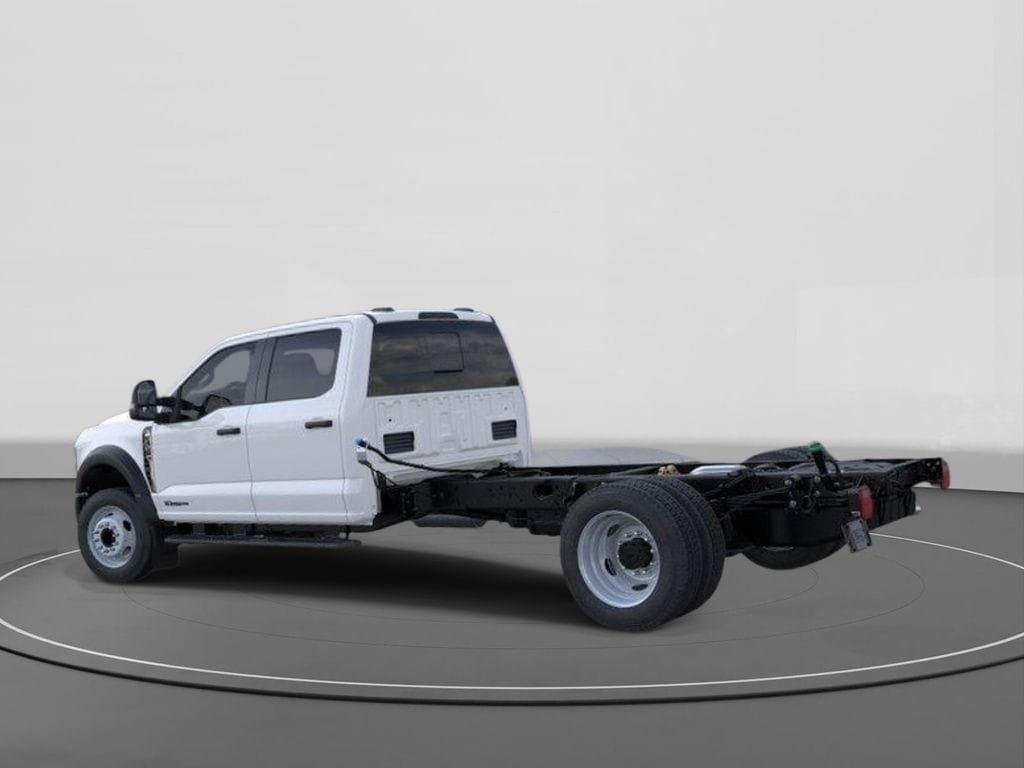 New 2026 Ford F-450 Chassis Truck Crew Cab