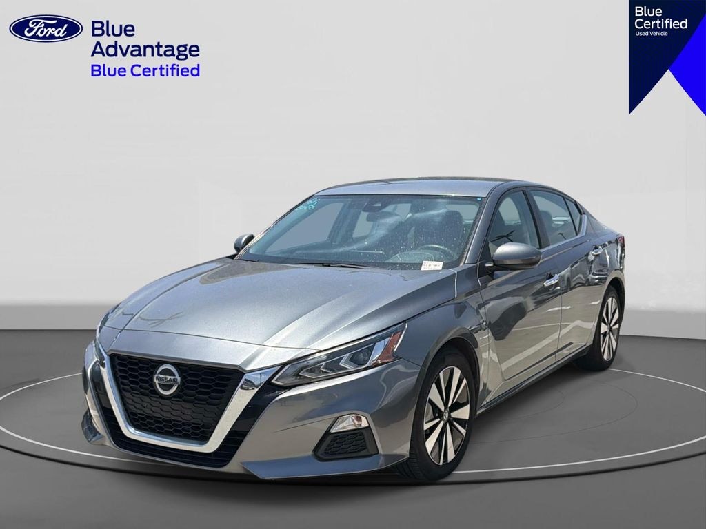 Certified 2022 Nissan Altima 2.5 SV Sedan