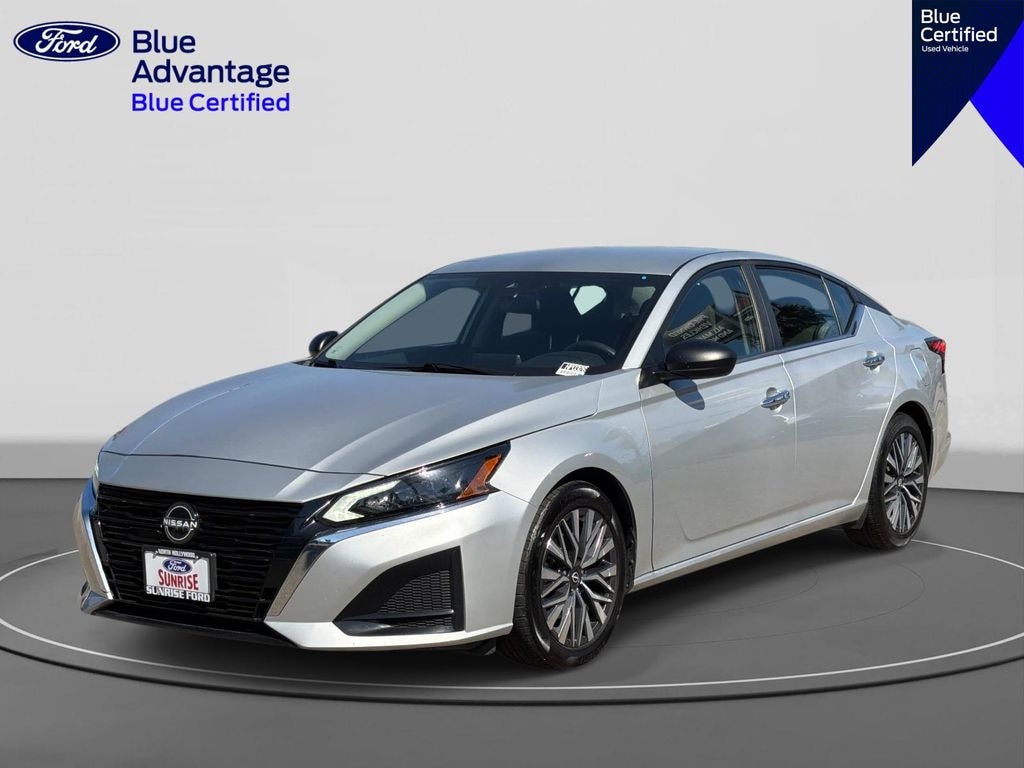Certified 2024 Nissan Altima 2.5 SV Sedan
