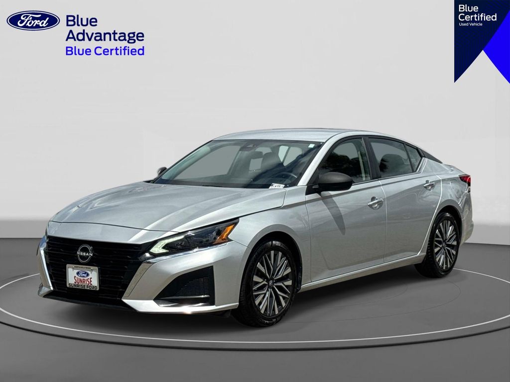 2024 Nissan Altima 2.5 SV's photo