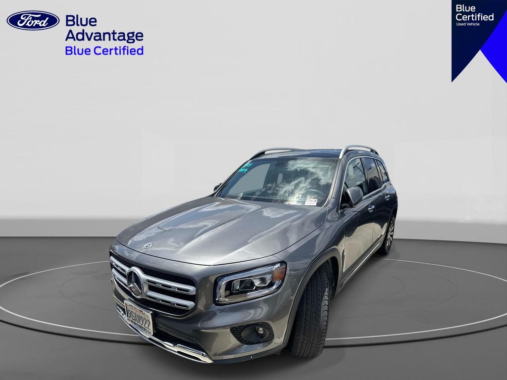 2023 Mercedes-Benz GLB GLB 250's photo