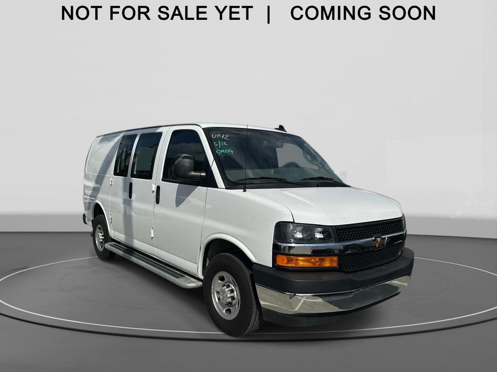 2024 Chevrolet Express 2500 Work Van HD's photo