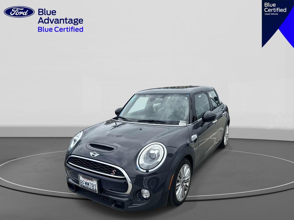 2017 MINI Cooper S 4 Door's photo