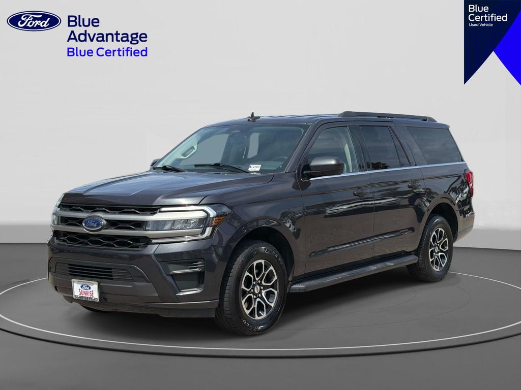2024 Ford Expedition XLT MAX's photo