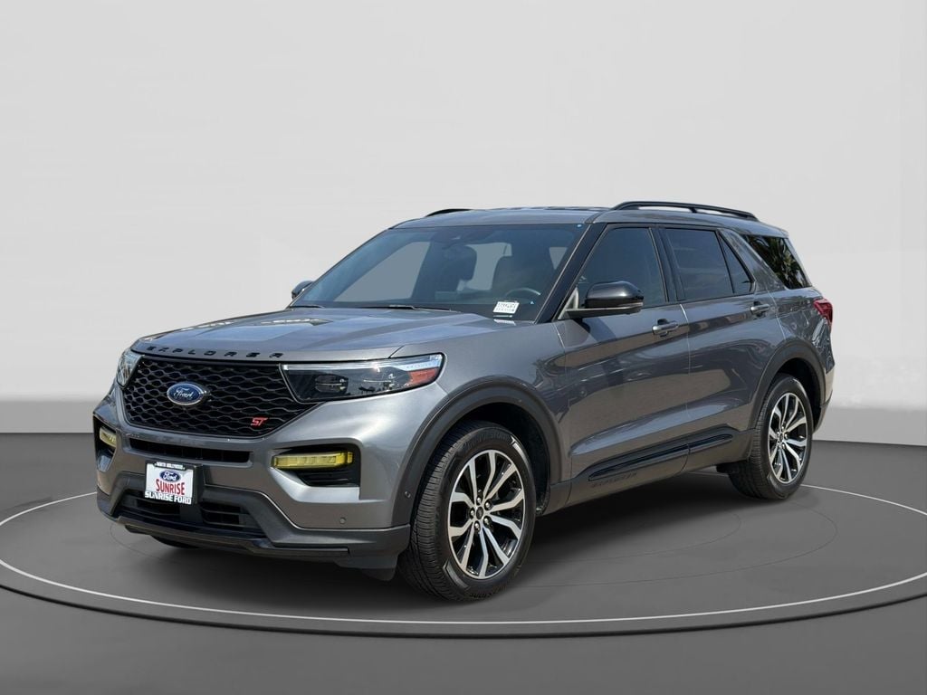 2021 Ford Explorer ST 4WD's photo