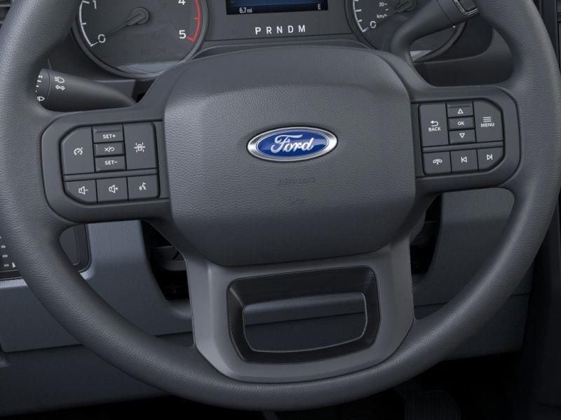 2025 Ford F-550 Super Duty Chassis Cab XLT - Photo 12