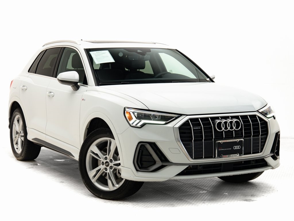 Used 2024 Audi Q3 Premium SUV