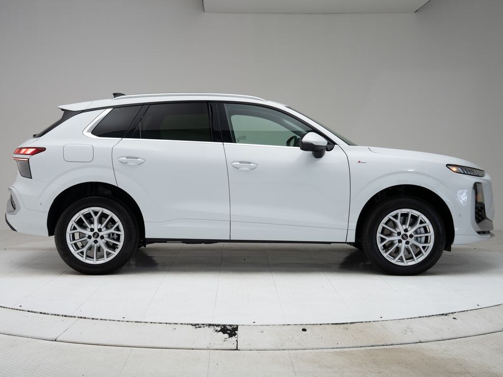 New 2026 Audi Q3 SUV