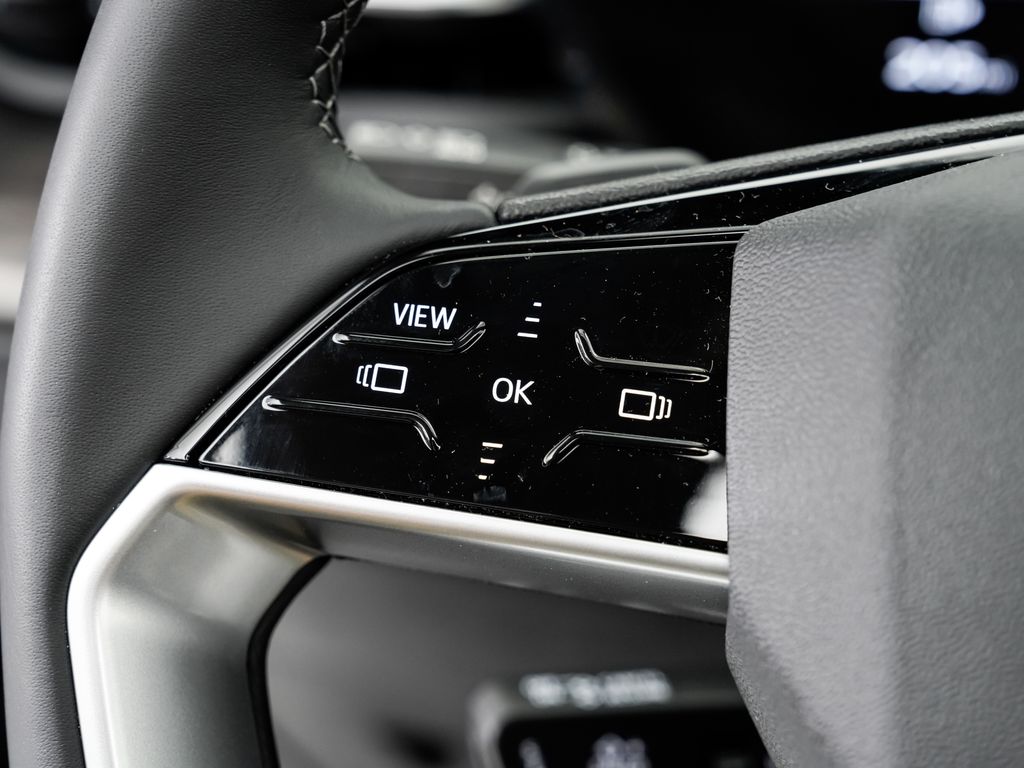 2025 Audi Q5 Premium - Photo 14