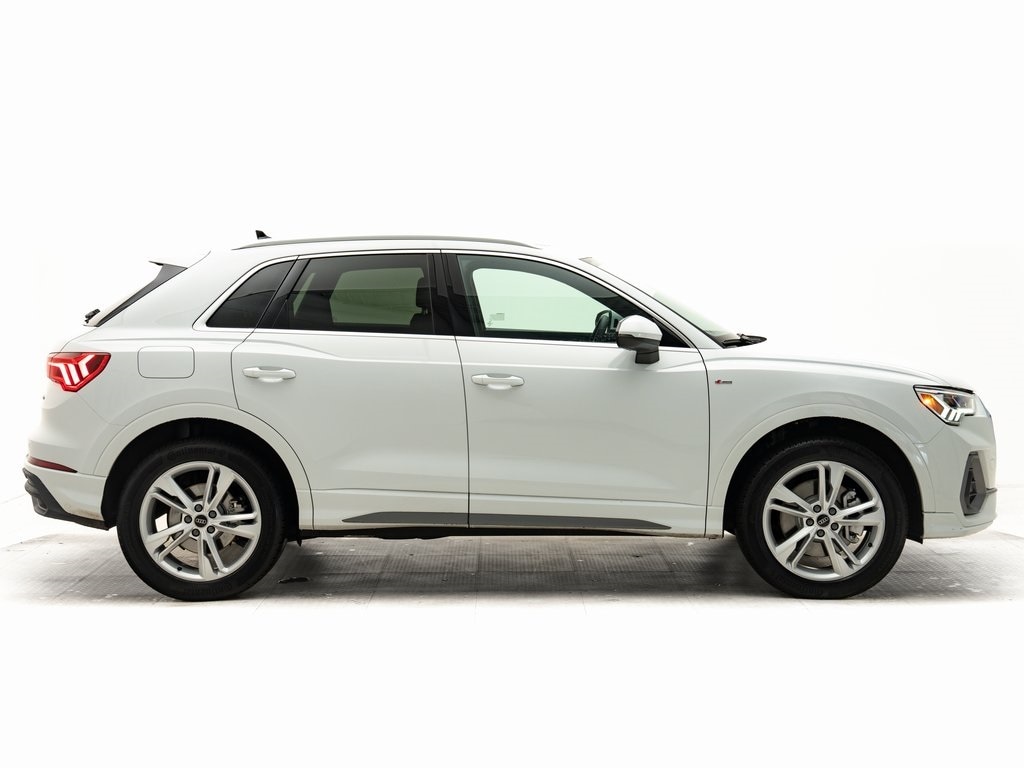 Used 2024 Audi Q3 Premium SUV