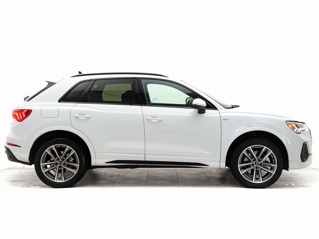 Certified 2025 Audi Q3 Premium SUV