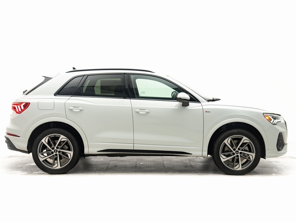 New 2025 Audi Q3 Premium SUV