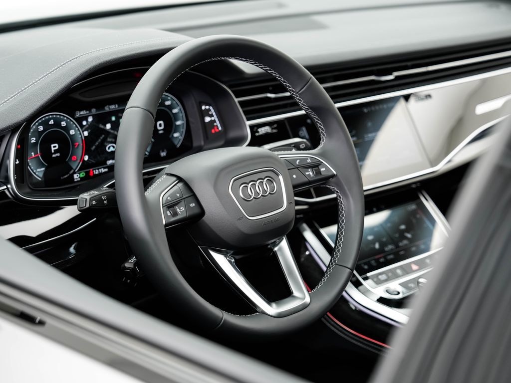 New 2026 Audi Q7 SUV
