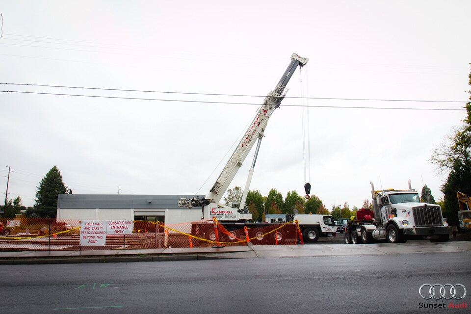 audi-crane-2.jpg