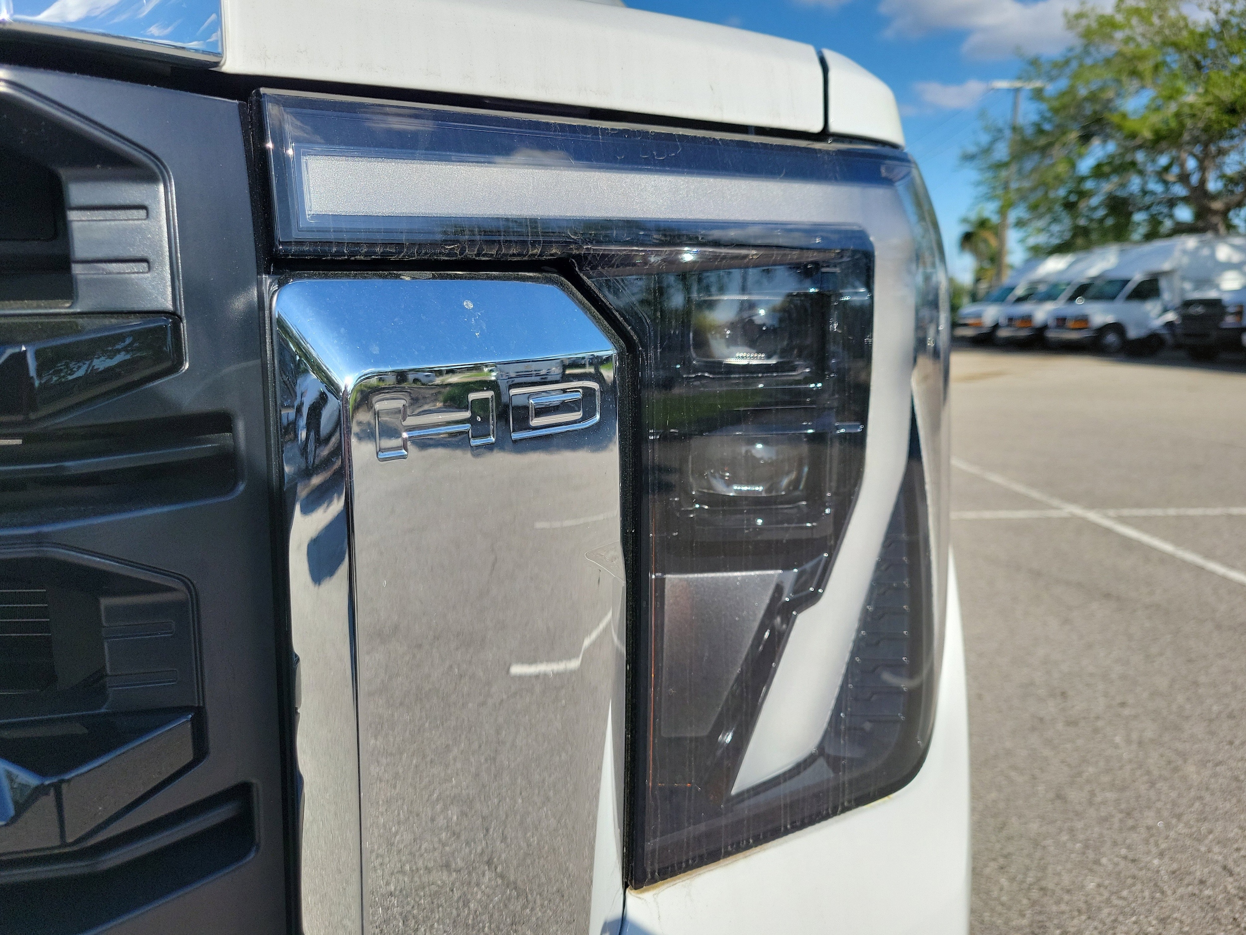 2025 GMC Sierra 3500HD Pro - Photo 9