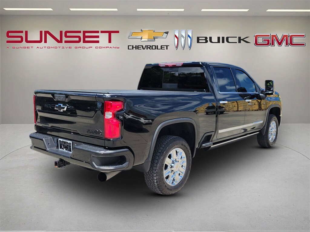 Used 2024 Chevrolet Silverado 2500 HD High Country Truck