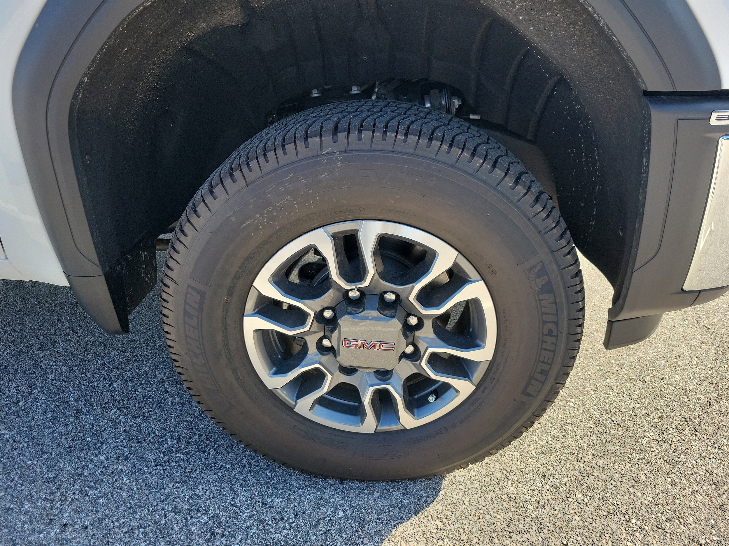 2025 GMC Sierra 3500HD Pro - Photo 12