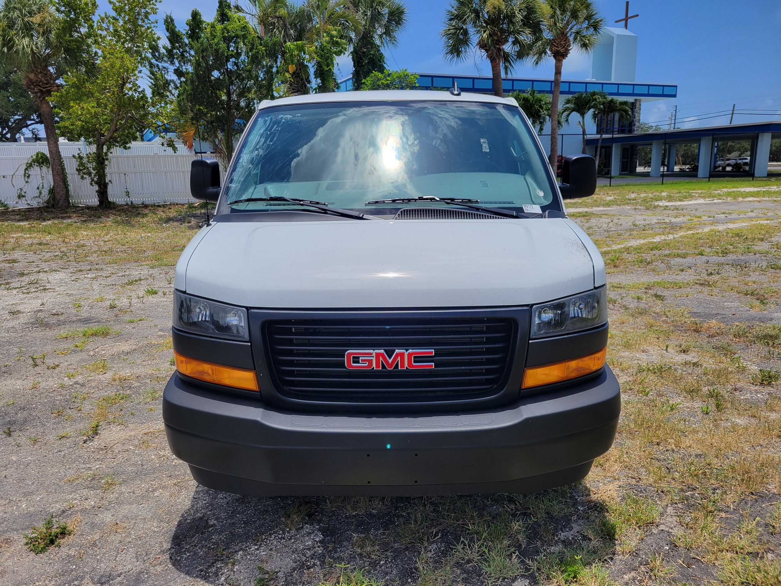 2025 GMC Savana Cargo Work Van - Photo 2