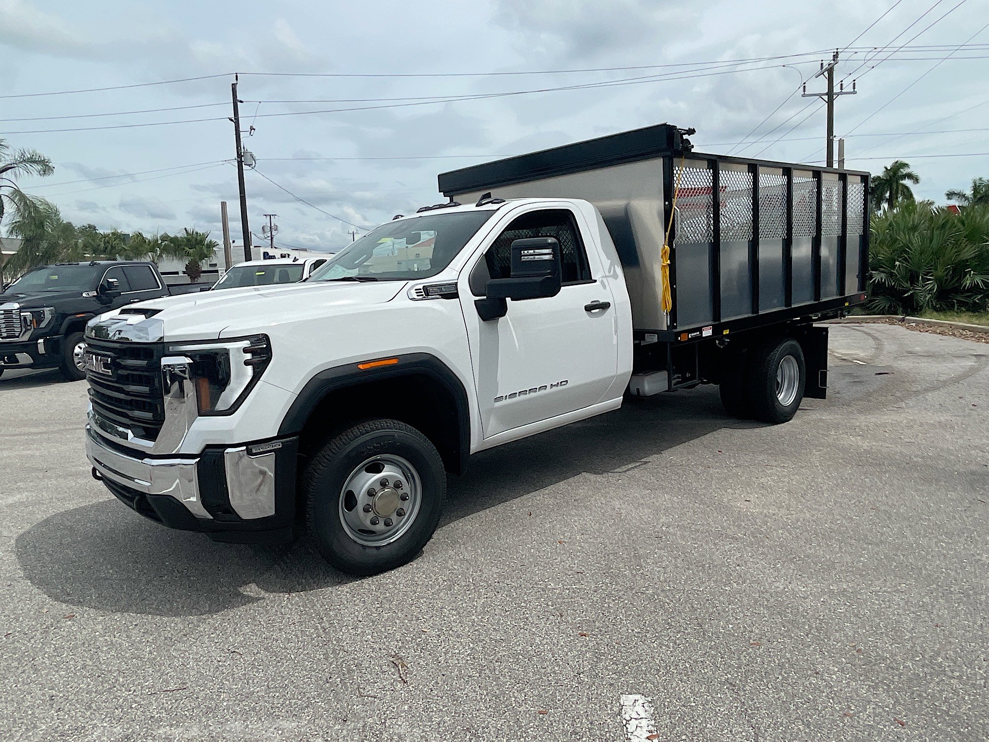 2024 GMC Sierra 3500 HD Chassis Cab Truck 
