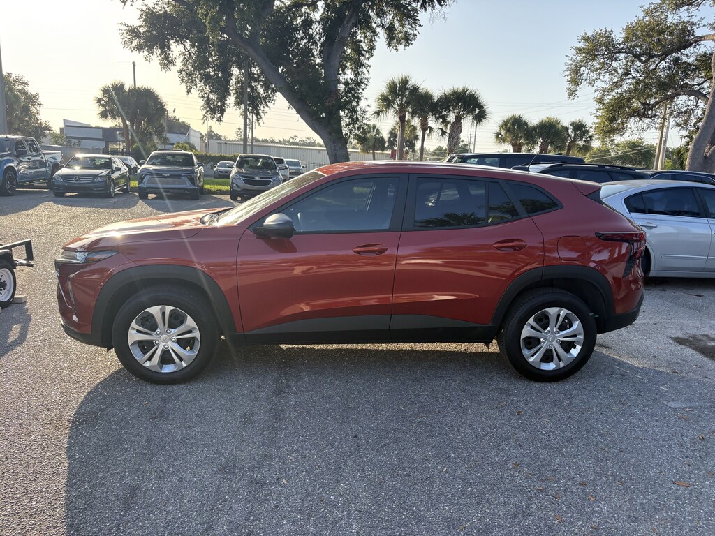Used 2024 Chevrolet Trax LS SUV