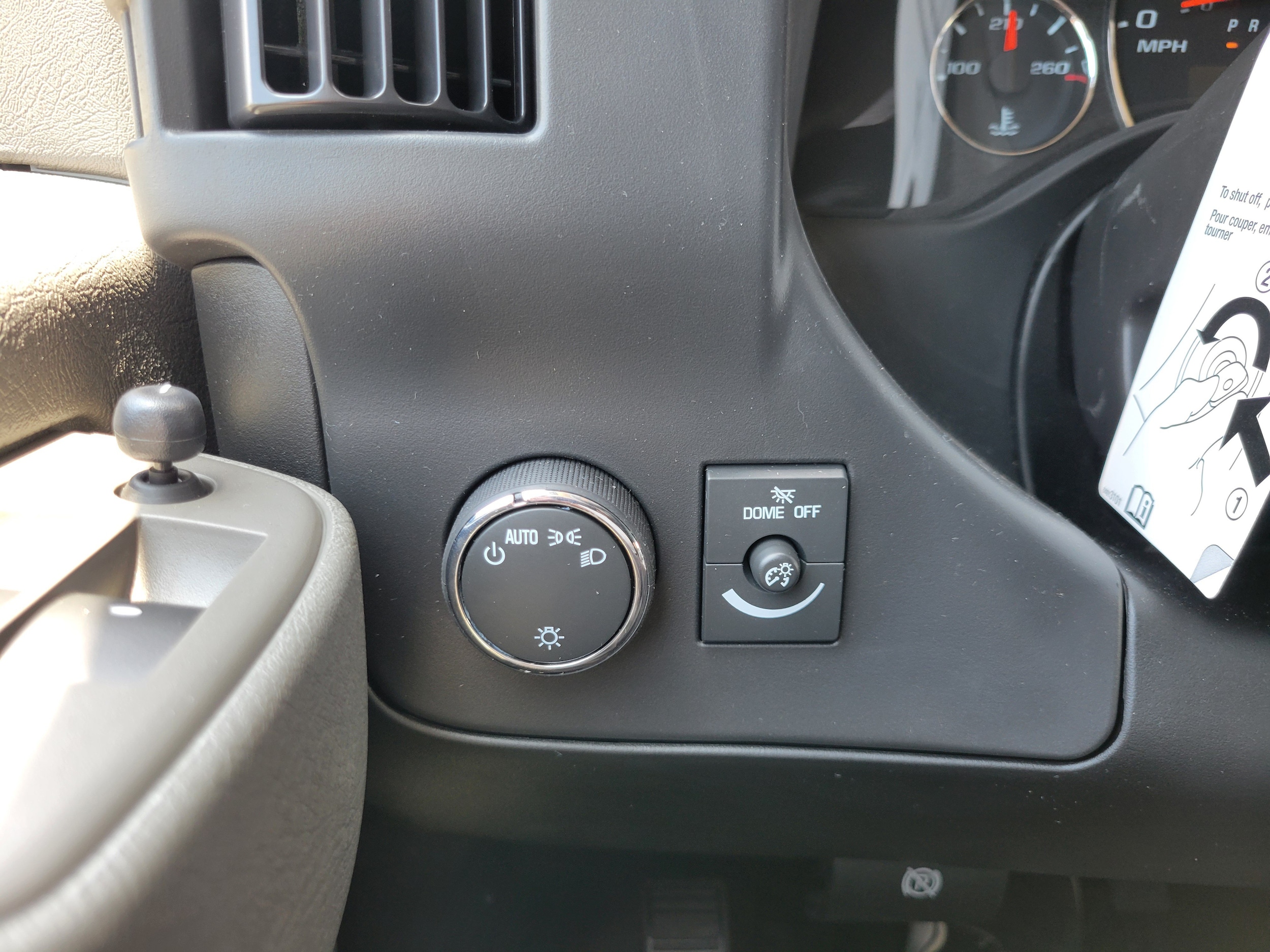 2025 GMC Savana Cargo Work Van - Photo 22