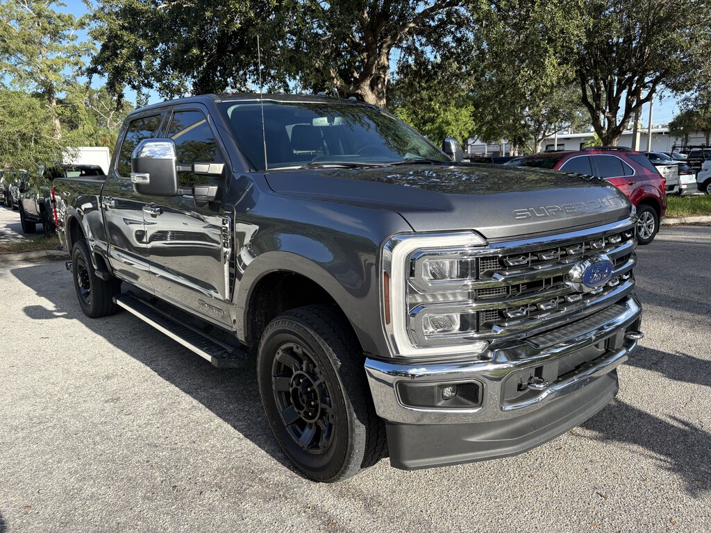 Used 2024 Ford F-250 Lariat Truck