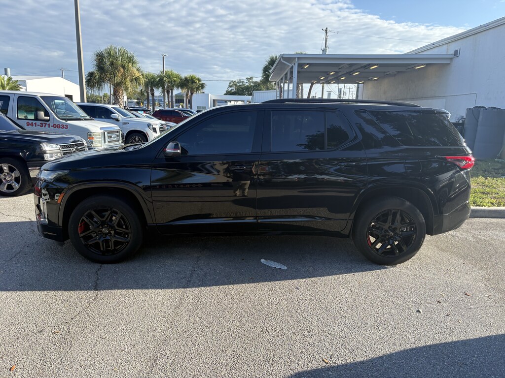 Used 2023 Chevrolet Traverse Premier SUV