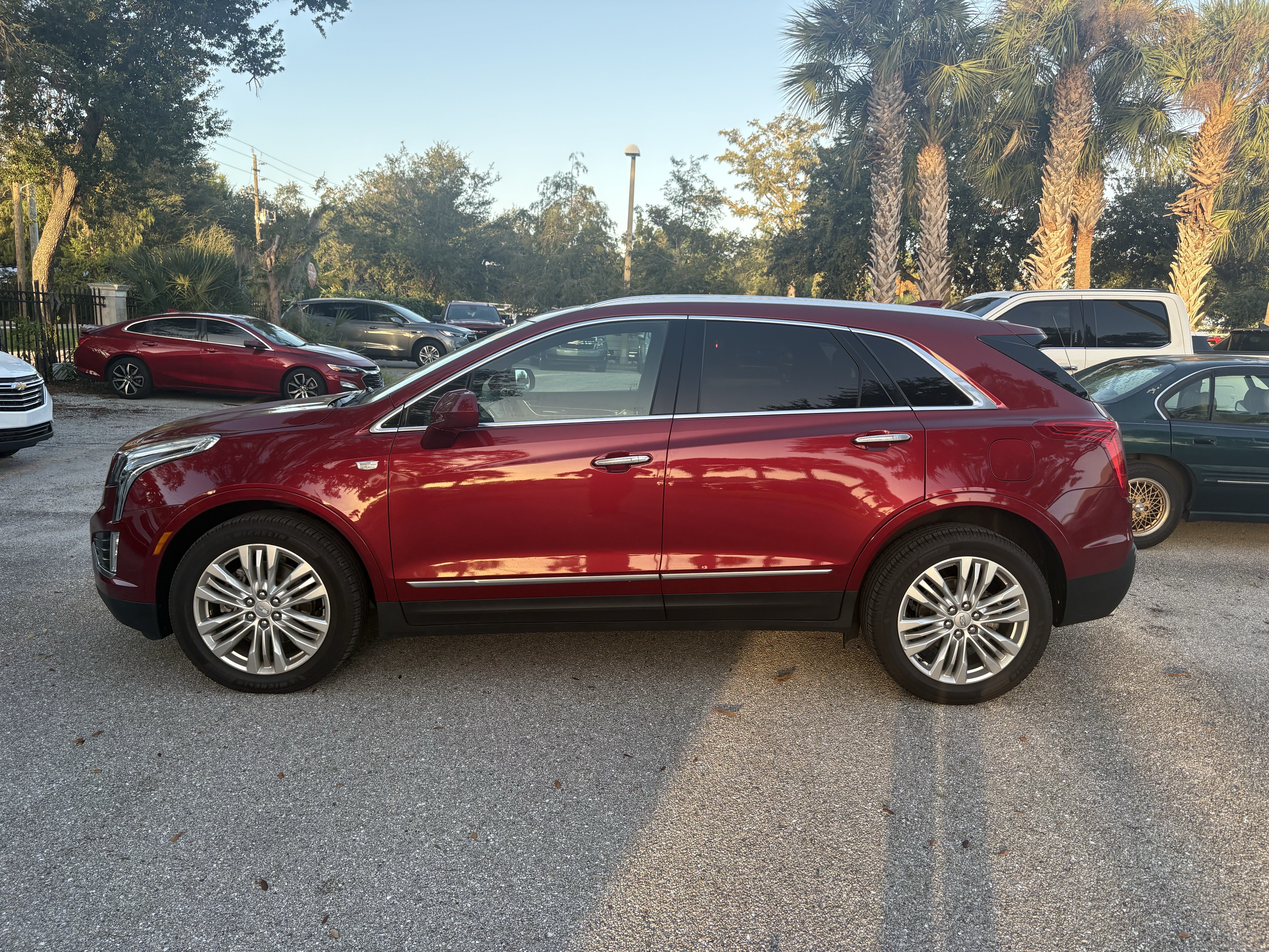 Used 2019 CADILLAC XT5 Premium Luxury FWD SUV