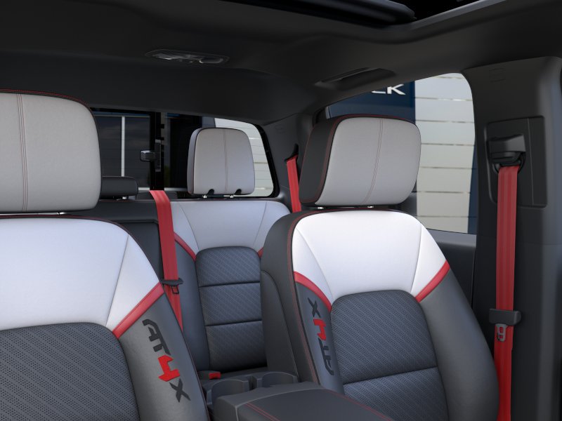 2026 GMC Canyon AT4X - Photo 24