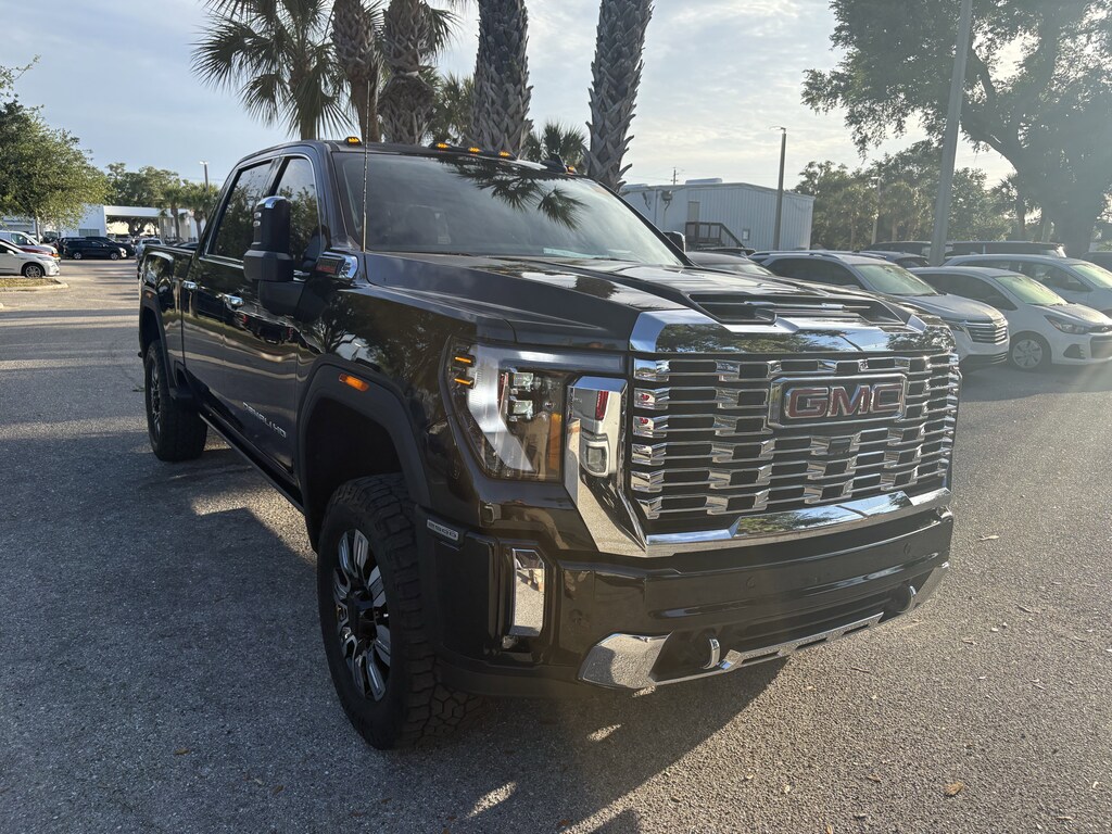 Used 2024 GMC Sierra 2500 HD Denali Truck
