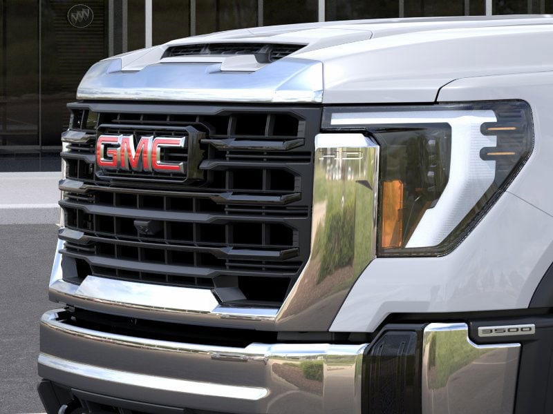 2025 GMC Sierra 3500HD Pro - Photo 13