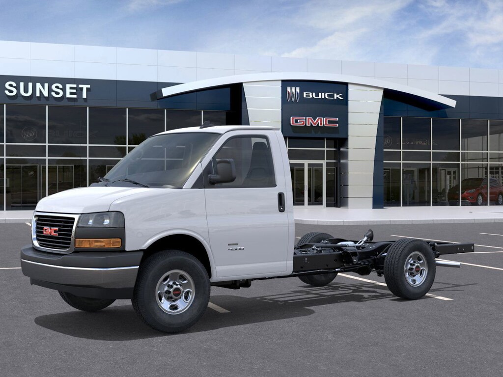 New 2025 GMC Savana Cutaway 3500 1WT Cutaway Van