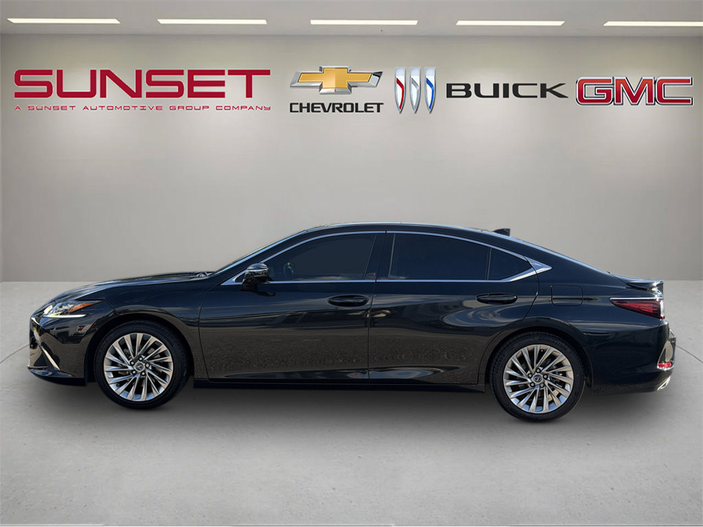 Used 2022 Lexus ES 350 Ultra Luxury Sedan