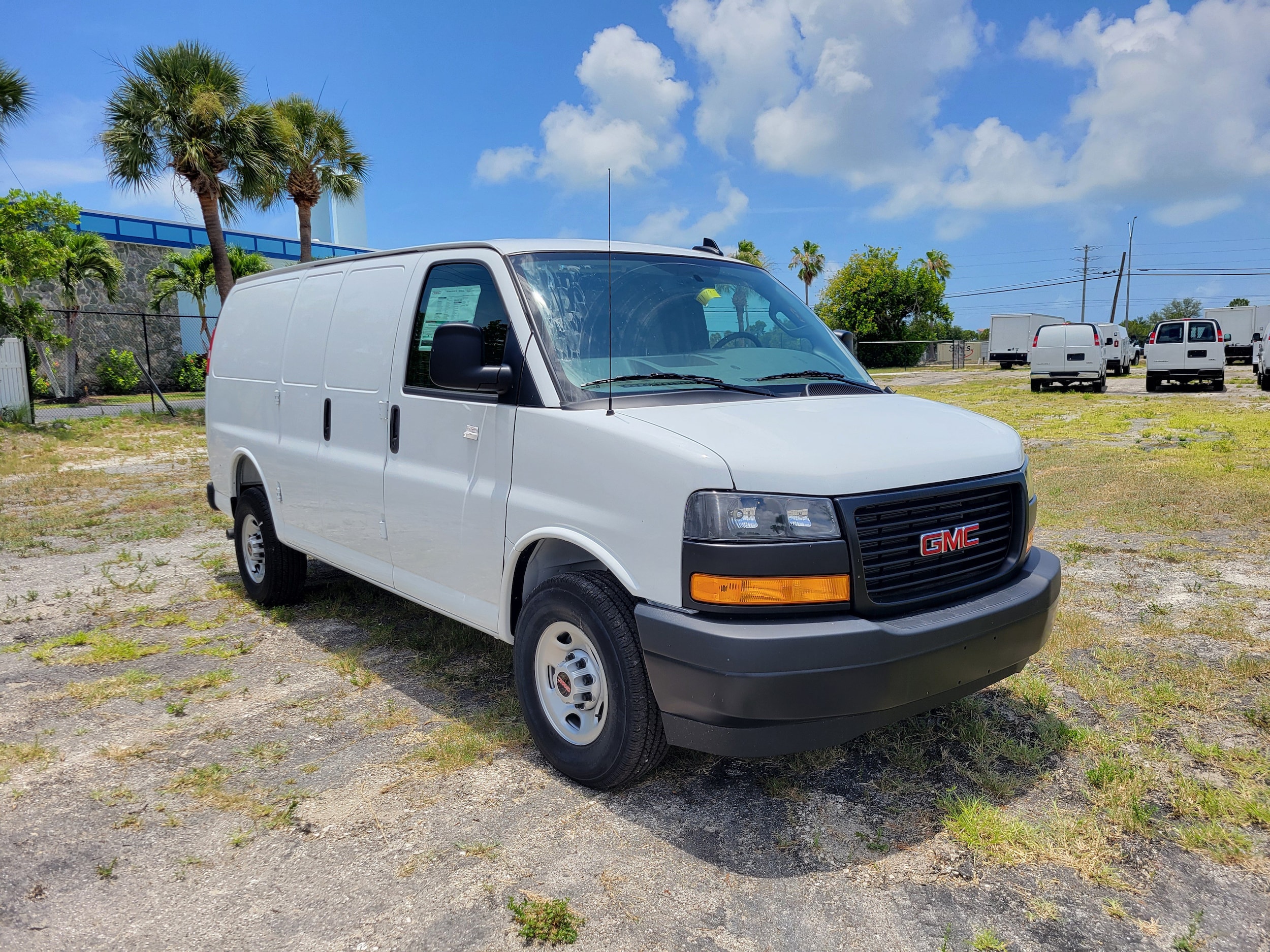 2025 GMC Savana Cargo