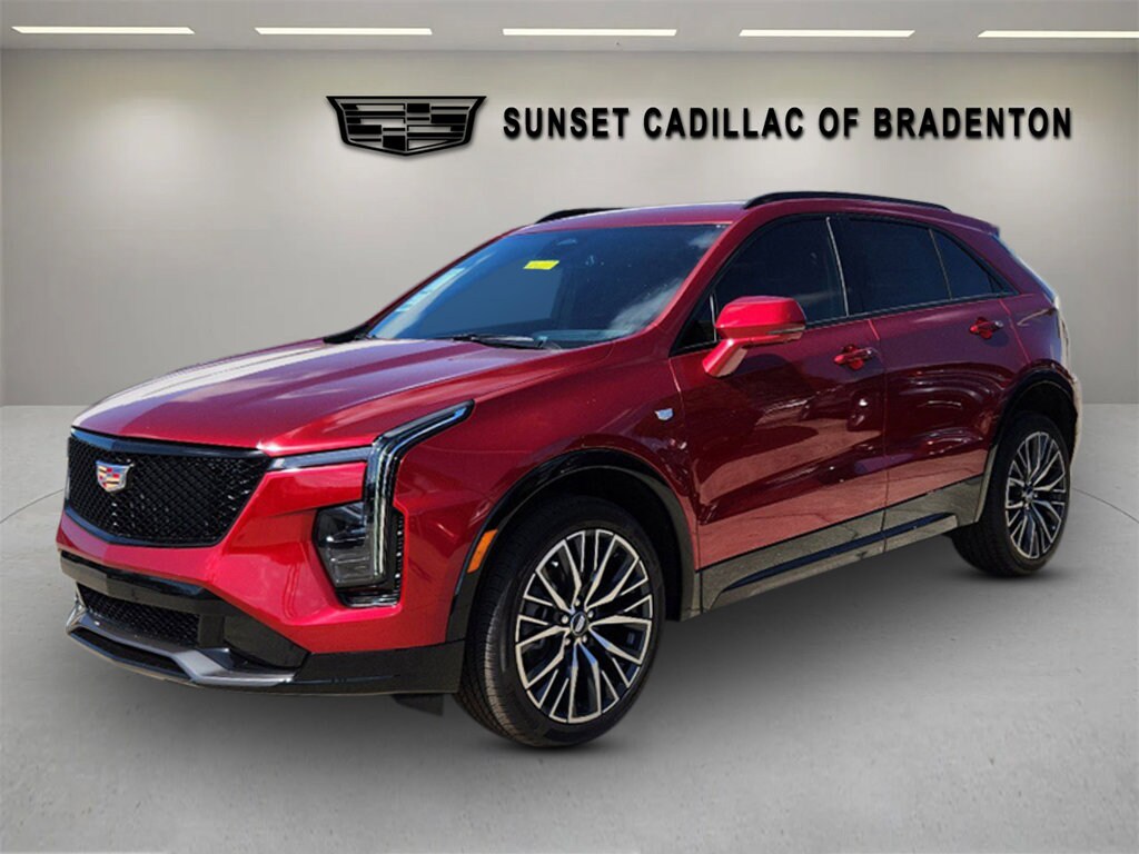 2025 Cadillac XT4 Sport photo 3