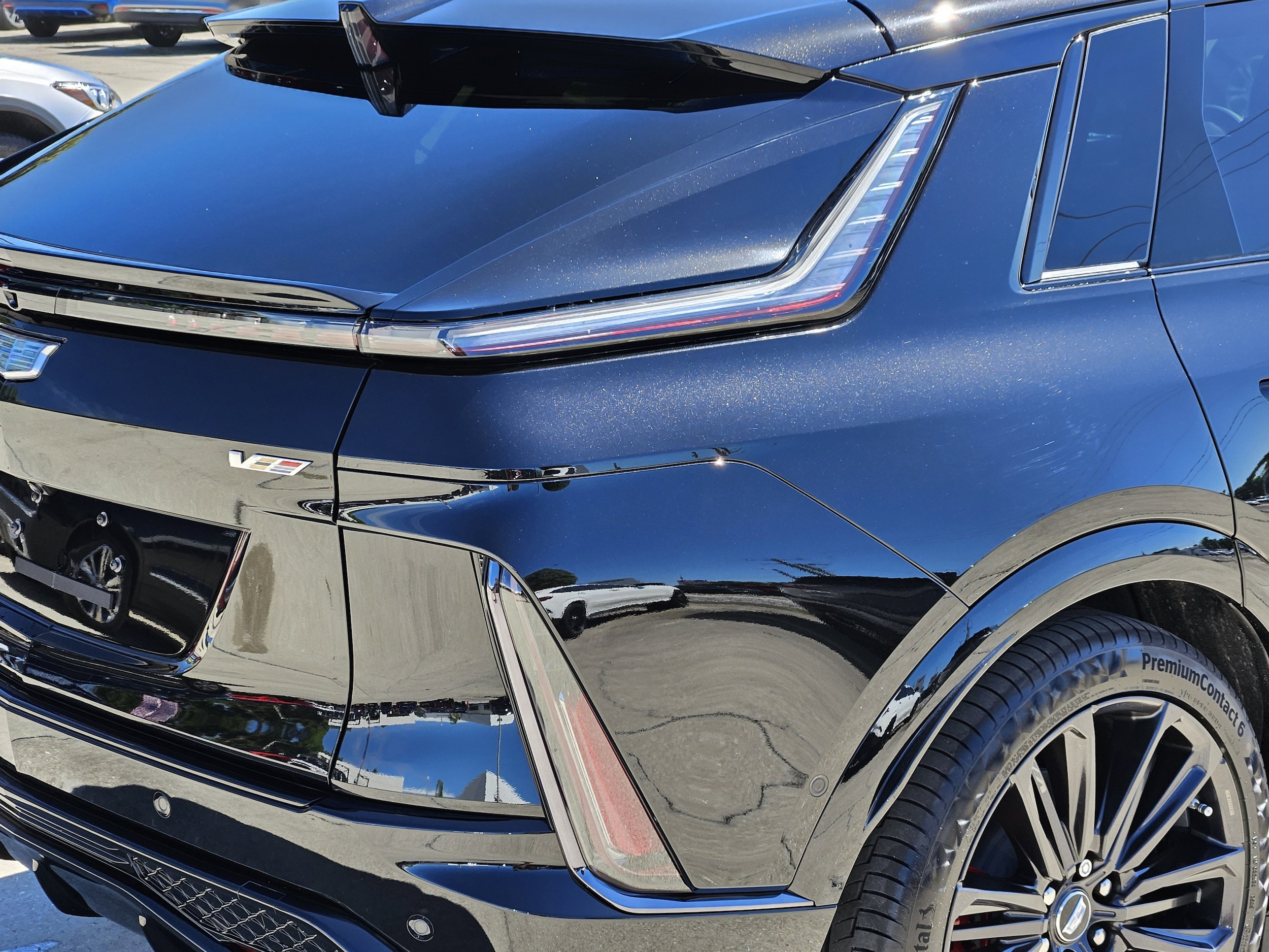 2026 Cadillac LYRIQ V - Photo 10