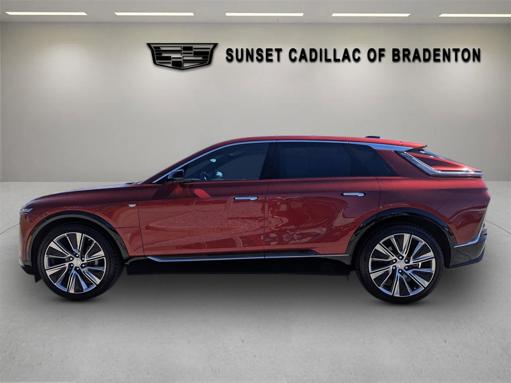 Certified 2024 CADILLAC Lyriq Luxury 3 SUV