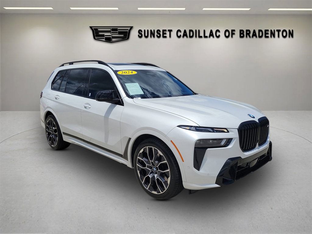 2024 BMW X7 M60i's photo