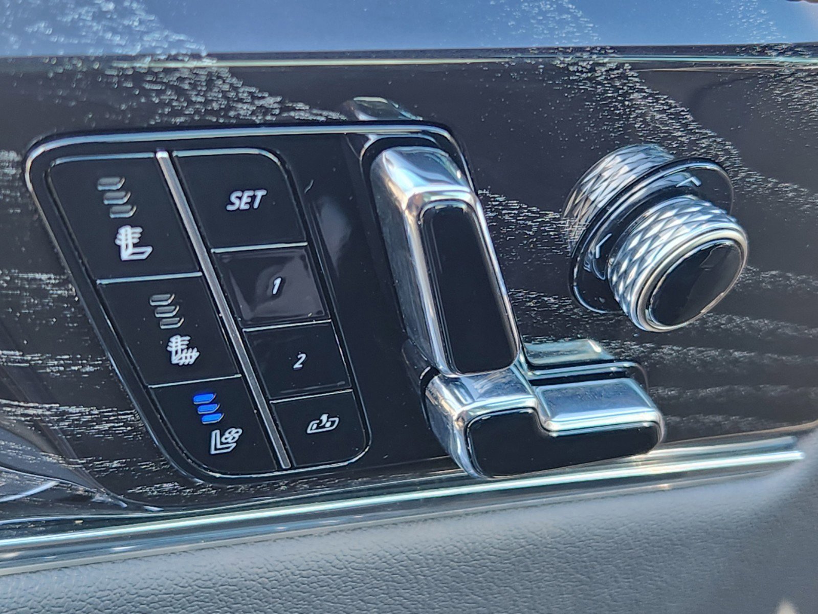 2025 Cadillac Escalade IQ Sport 1 - Photo 21