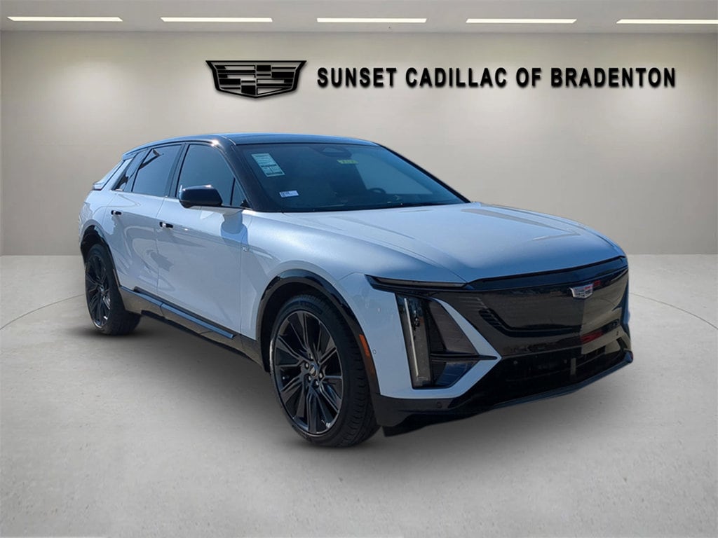 2026 Cadillac LYRIQ Signature Sport's photo