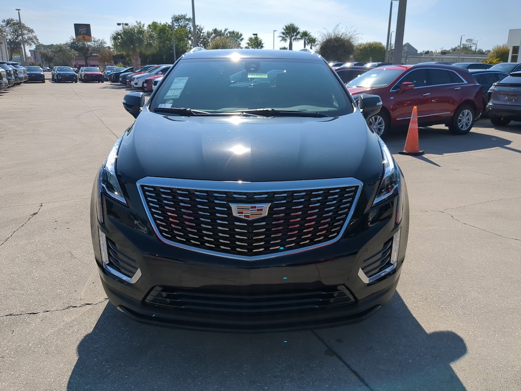 New 2026 CADILLAC XT5 Luxury SUV