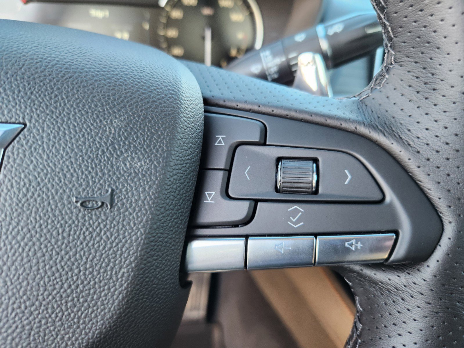 2025 Cadillac CT4 Sport - Photo 30