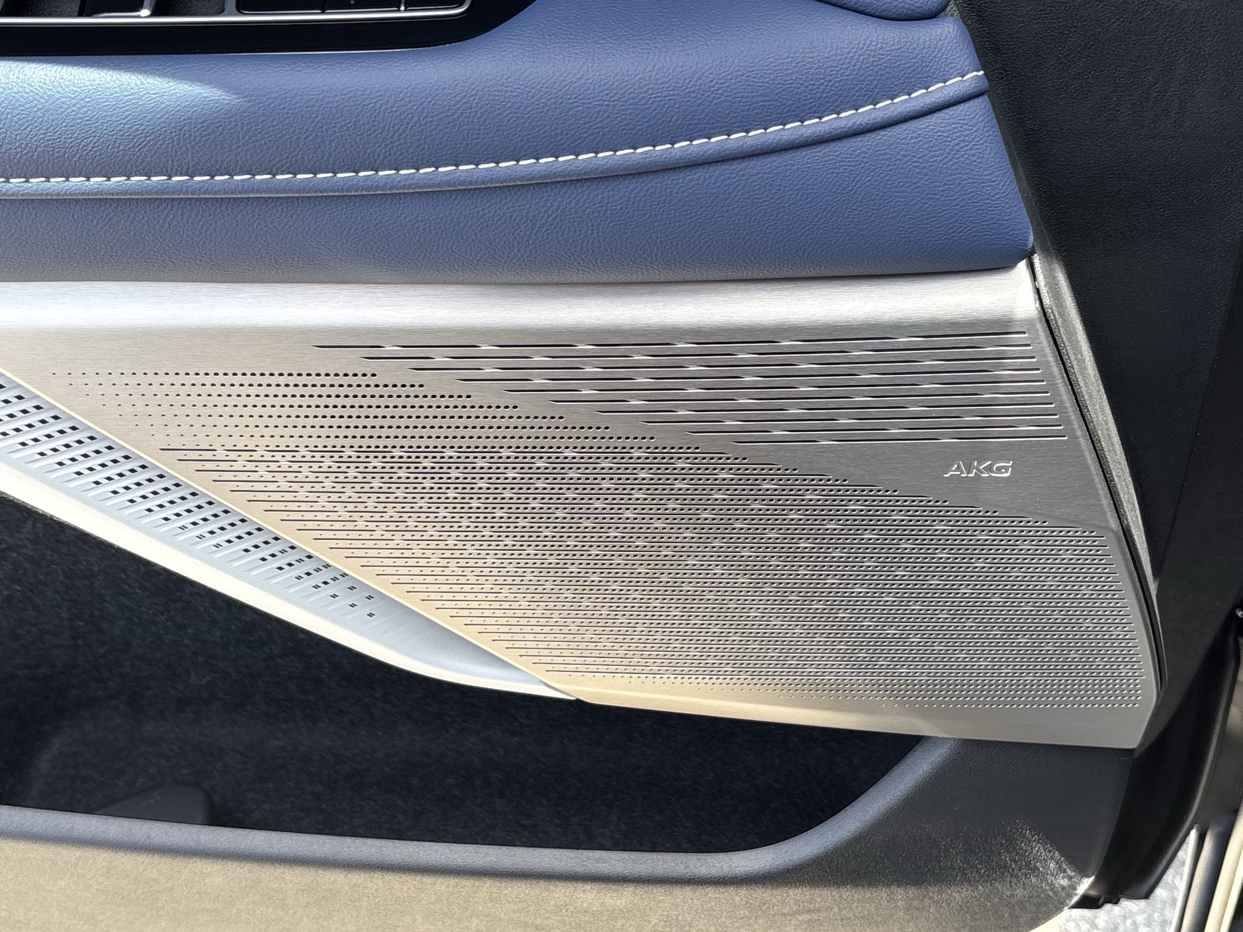 2026 Cadillac OPTIQ Premium Sport - Photo 16