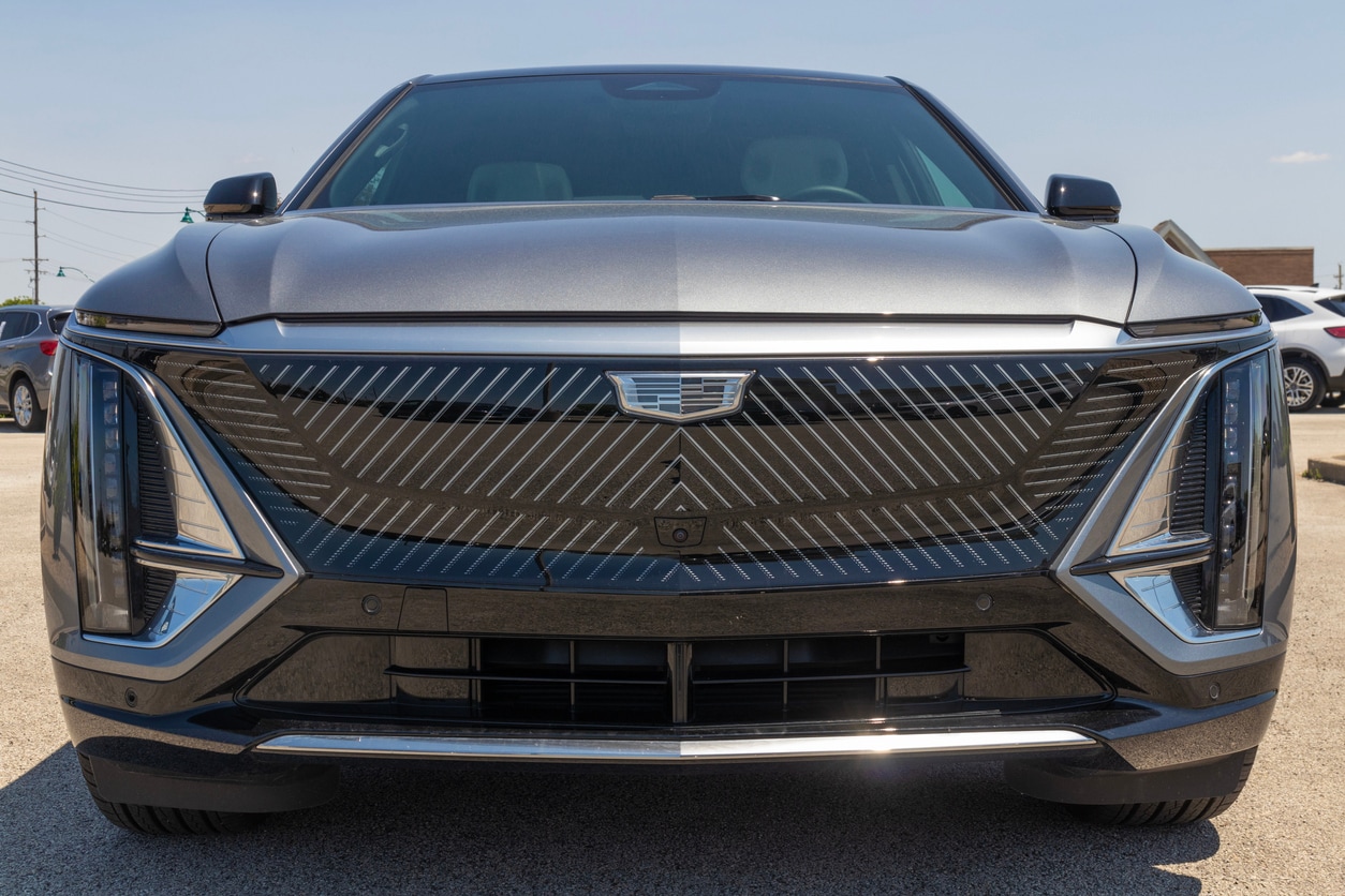 1693993868718-cadillac-display.jpg