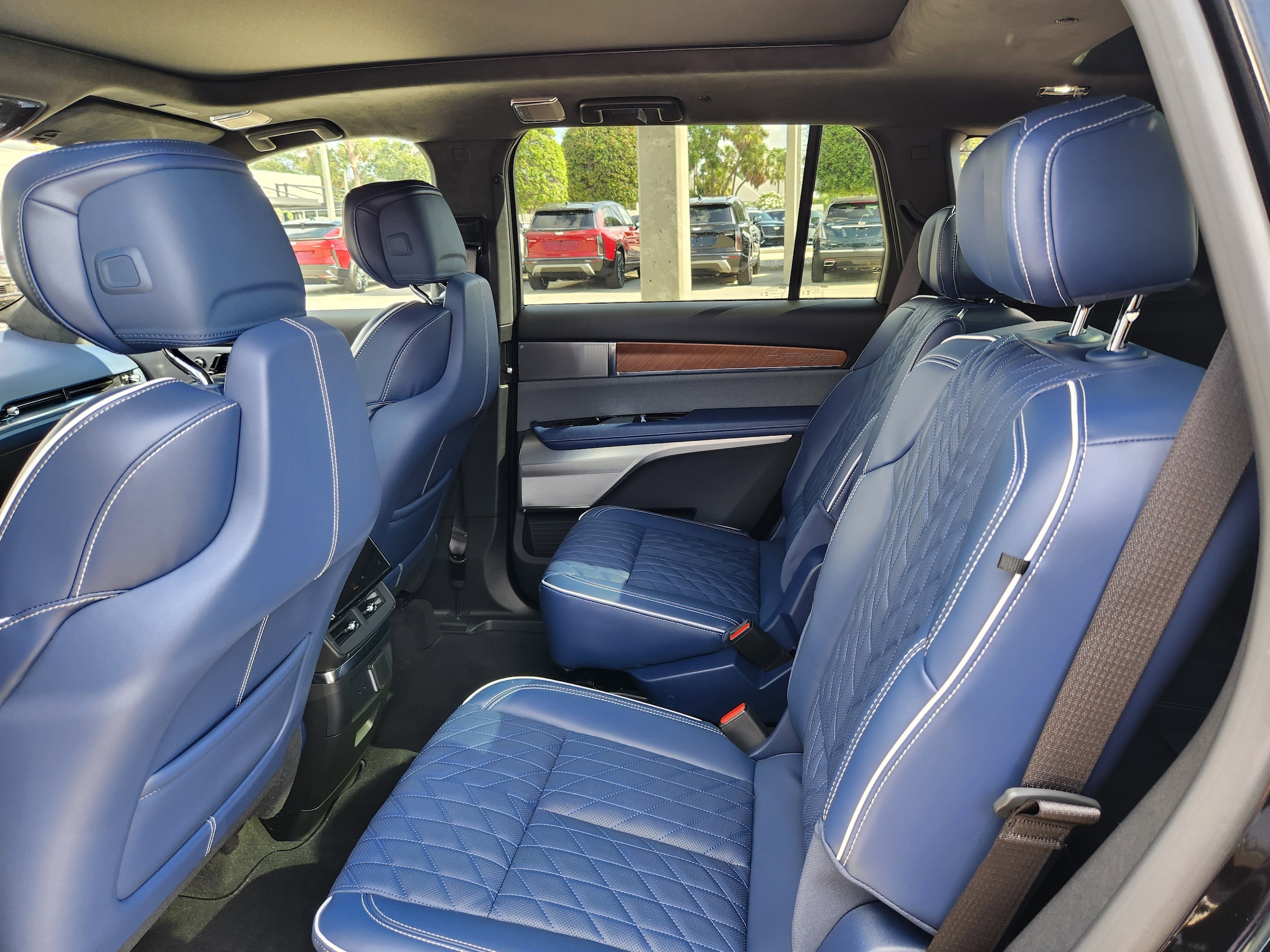 2026 Cadillac VISTIQ Premium Luxury - Photo 18