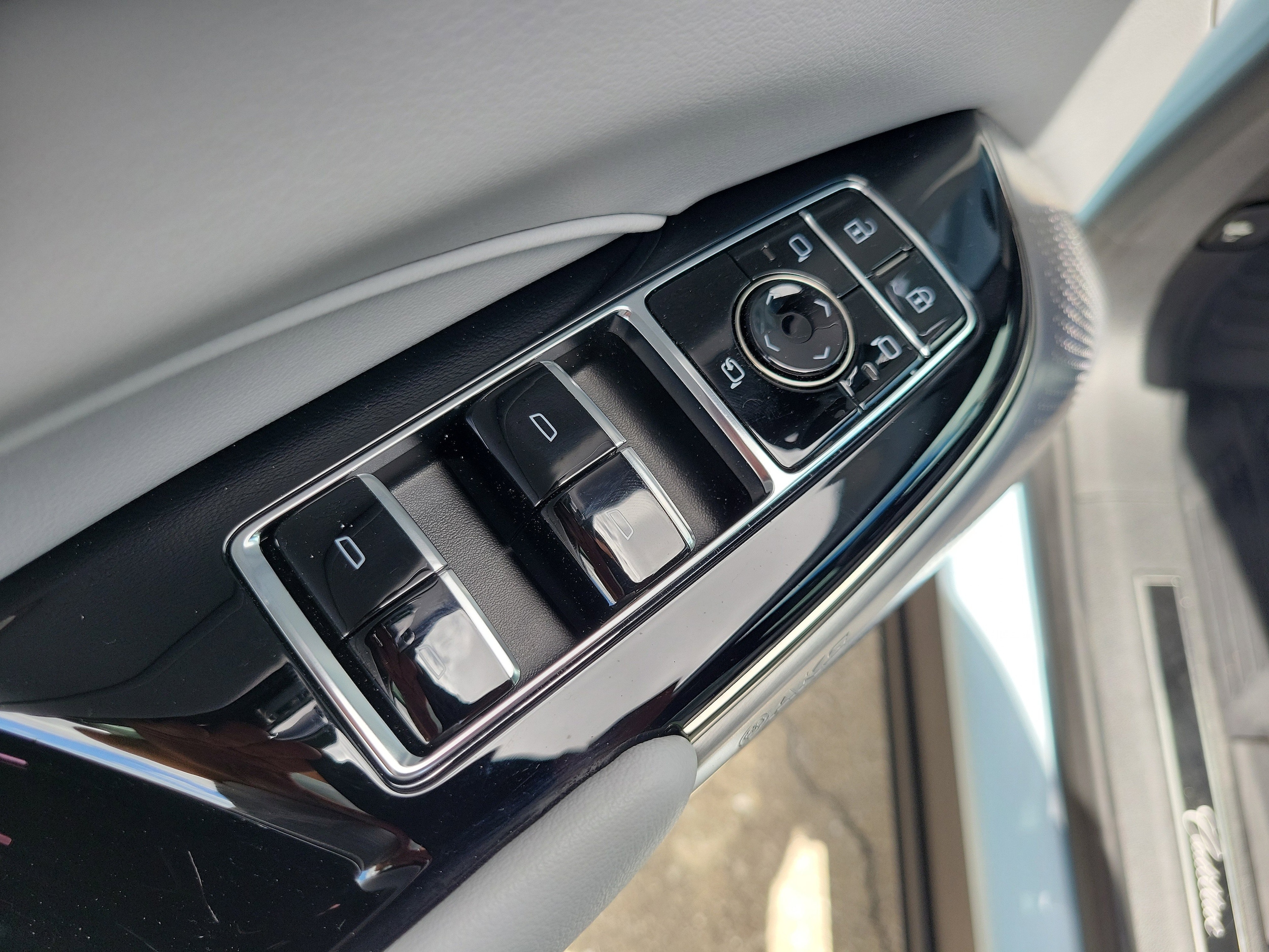 2025 Cadillac LYRIQ Sport 3 - Photo 17
